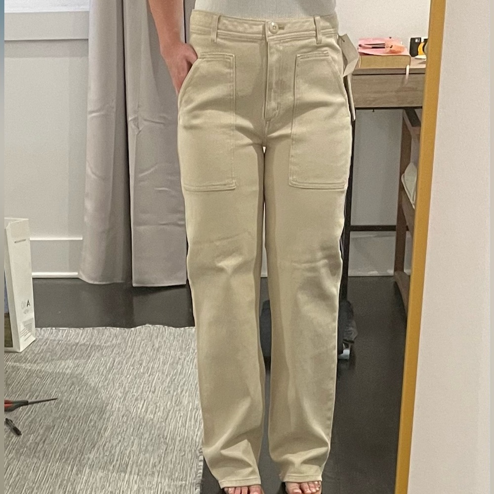 Aritzia Jeans NWT size 6